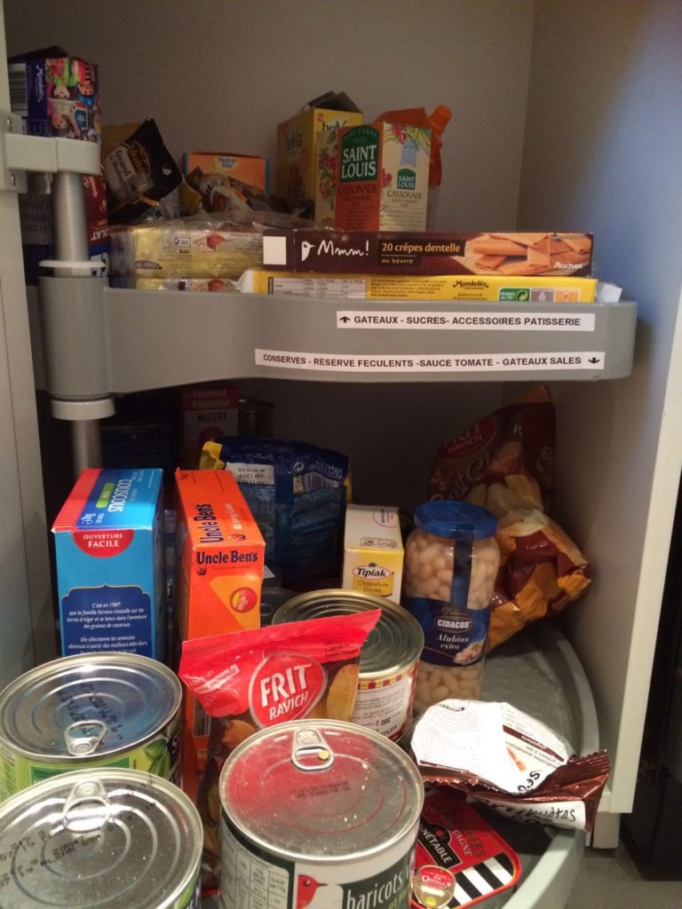 home organiser in the kitchen